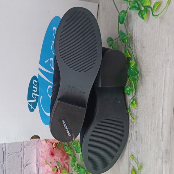 Aqua College LORI Waterproof Bootie NIB - Picture 8 of 10